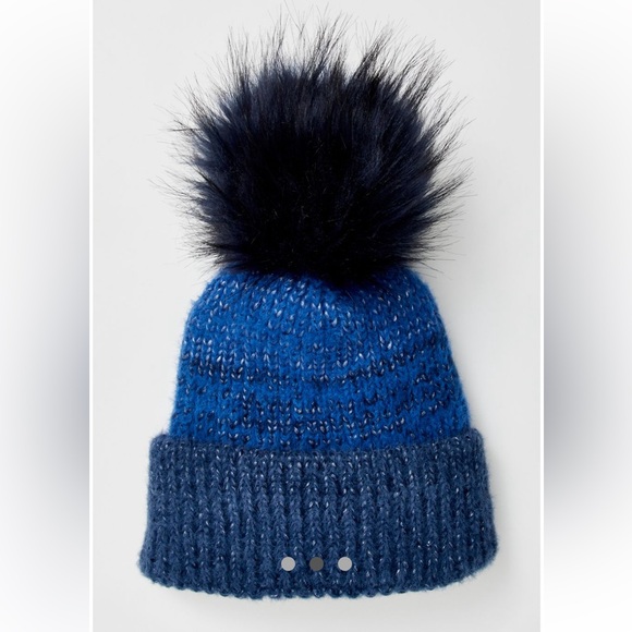 Free People🥶Cold Creek Pom Beanie New with Tags💎 - Picture 3 of 6